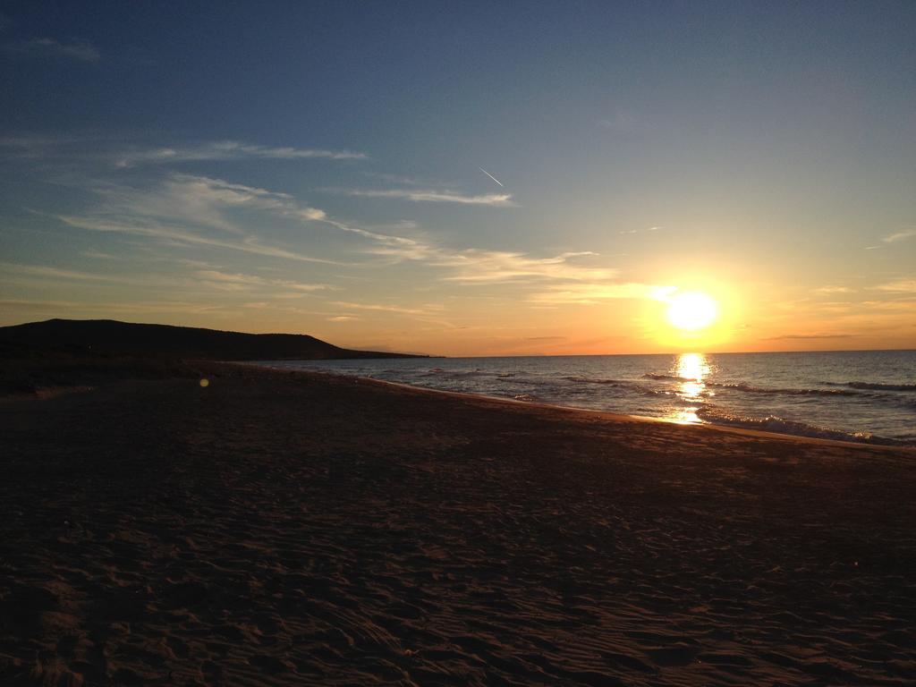 Camping Villaggio Riviera Foce Varano Buitenkant foto