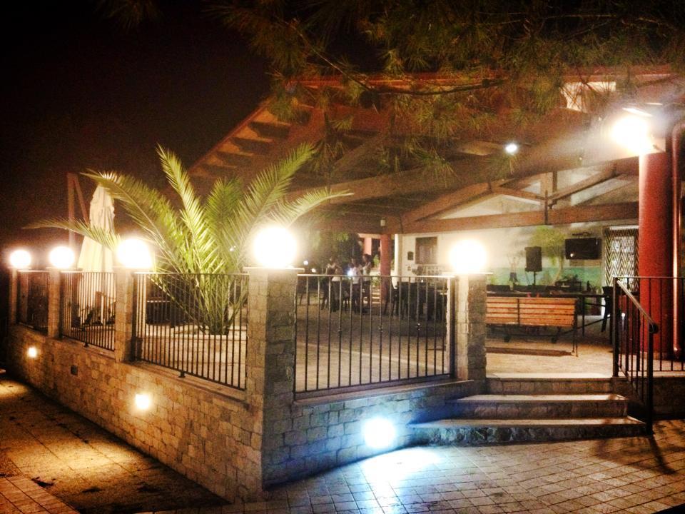 Camping Villaggio Riviera Foce Varano Buitenkant foto