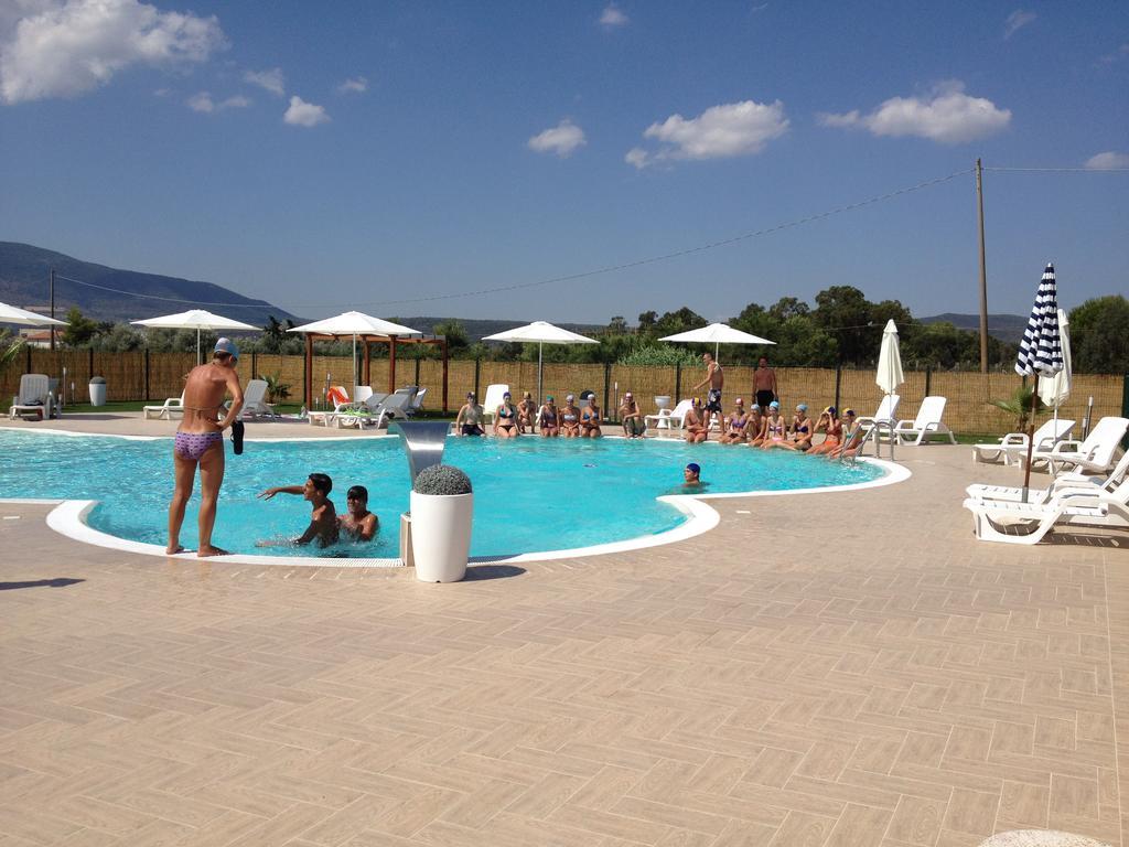 Camping Villaggio Riviera Foce Varano Buitenkant foto