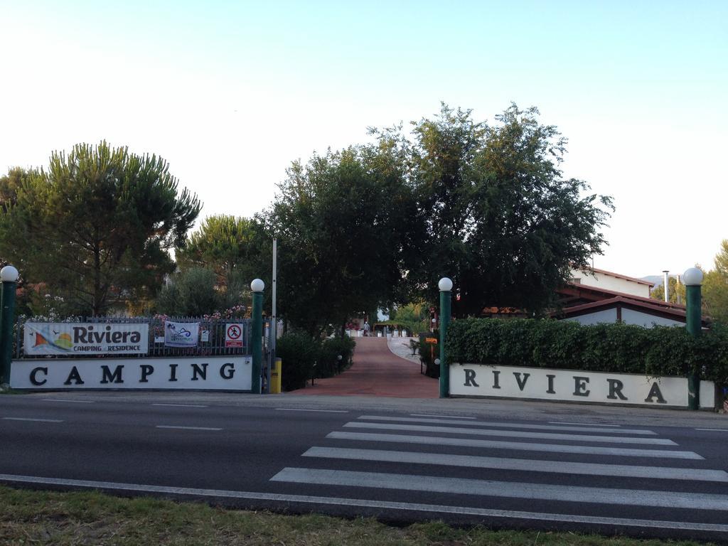 Camping Villaggio Riviera Foce Varano Buitenkant foto